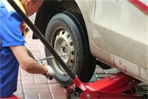 阜康附近拖车24小时服务热线电话