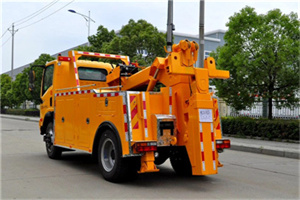 阜康高速路拖车费